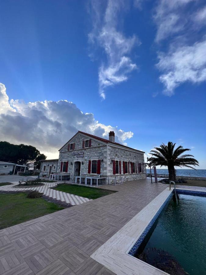 Lavantali Konak Otel Restoran Seferihisar Esterno foto