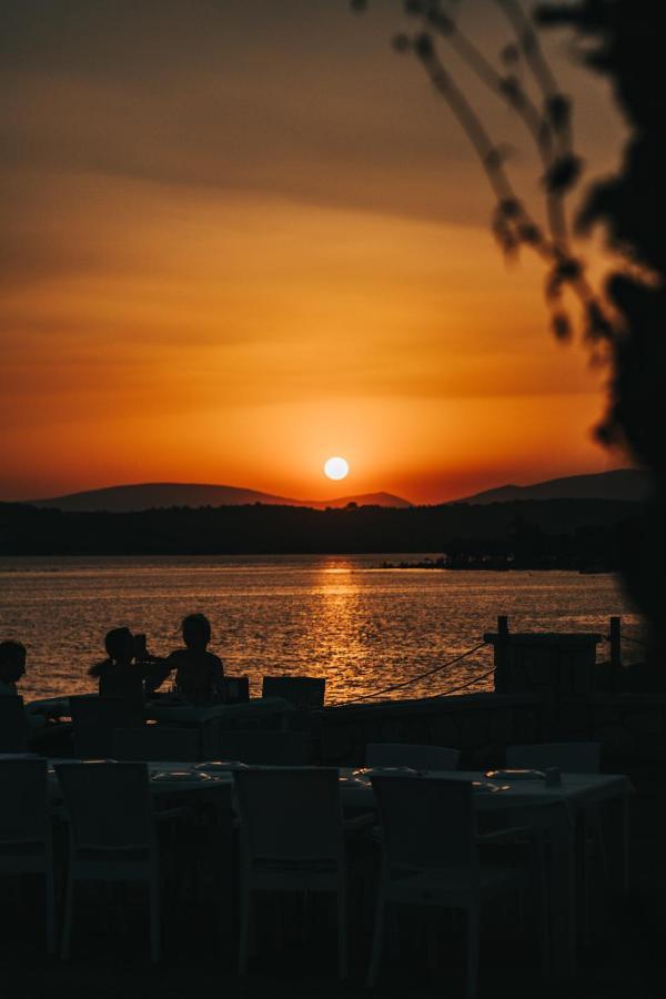 Lavantali Konak Otel Restoran Seferihisar Esterno foto