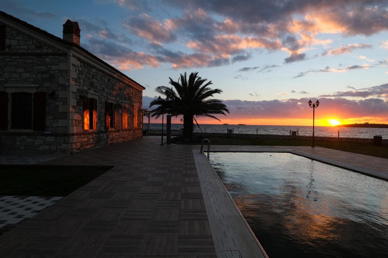 Lavantali Konak Otel Restoran Seferihisar Esterno foto