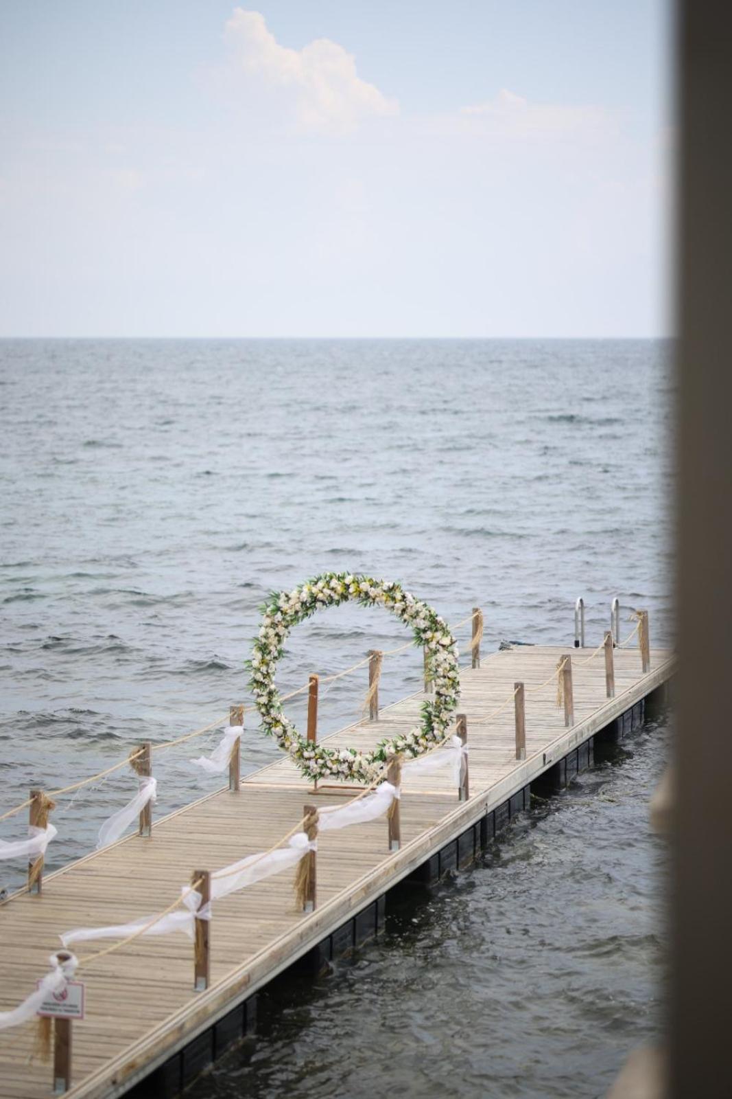 Lavantali Konak Otel Restoran Seferihisar Esterno foto